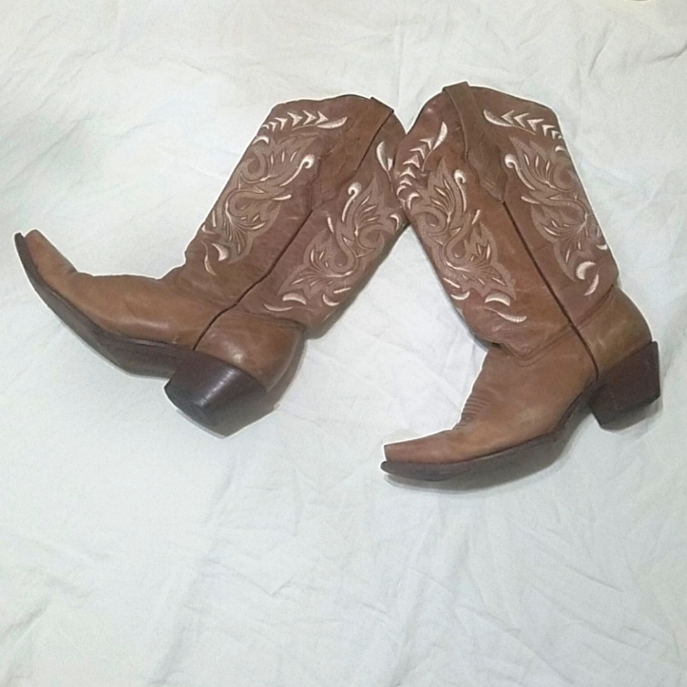 Coral boots.